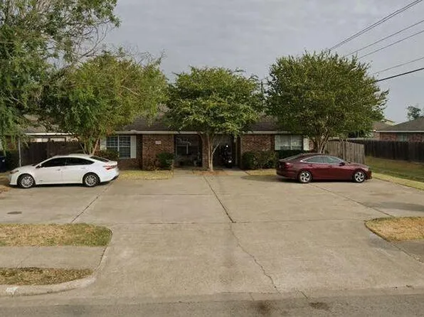 1811 Sara Dr #A, College Station, TX 77845