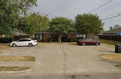 1809 Sara Dr #A Photo 1