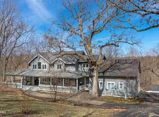 4716 W Longhollow Rd, Galena, IL 61036