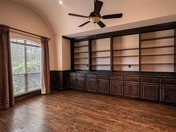 5th image of 808 Navajo Dr