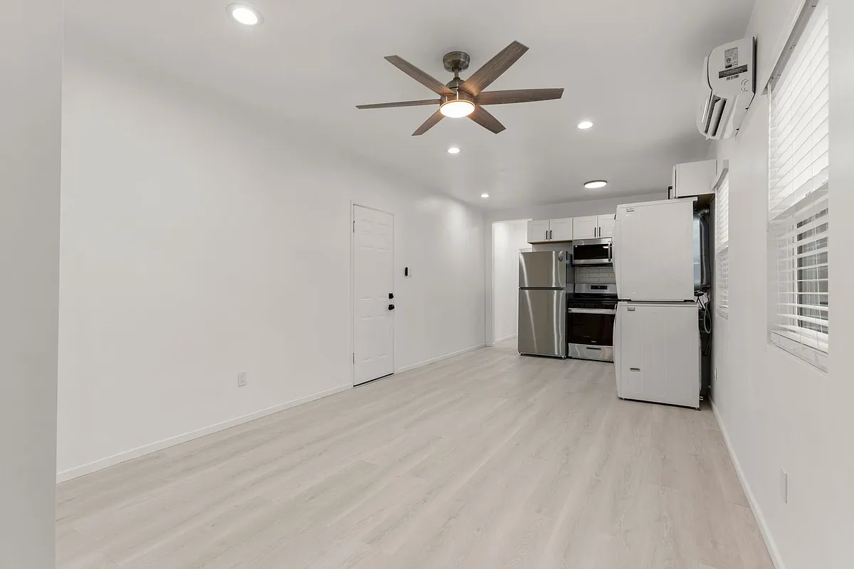 Building Photo - Beautiful 1 Bed 1 Bath