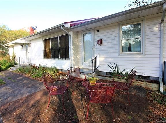 3rd image of 1530 Belmar Dr