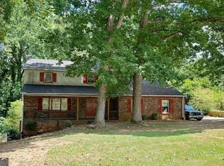 484 S Susan Creek Dr, Stone Mountain, GA 30083