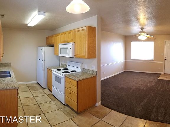 3rd image of 264 N 3 E APT 102