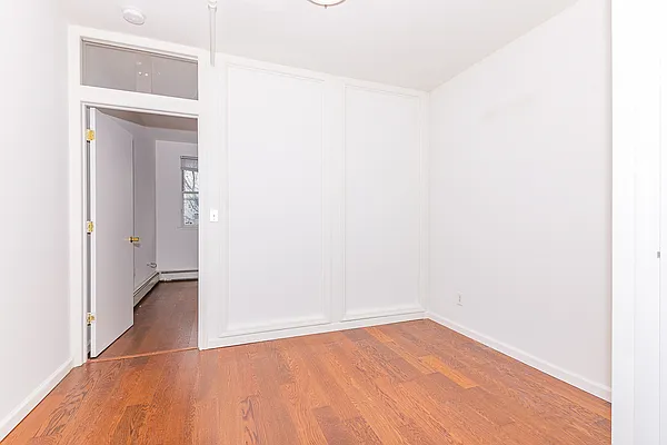 Rented by MySpaceNYC | media 4