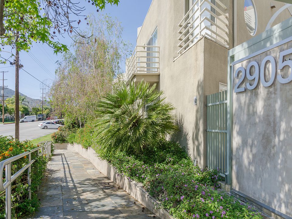 1st image of 2905 Montrose Ave APT 321