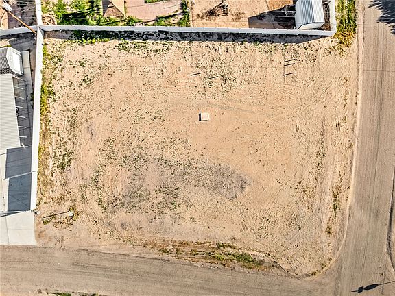 5th image of 10133 S Carol Drive