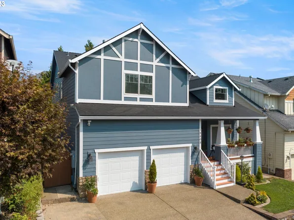 15805 SE Hawk Ct, Portland, OR 97236