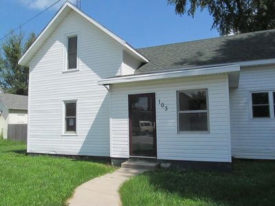 103 E Walnut St, Claypool, IN, 46510