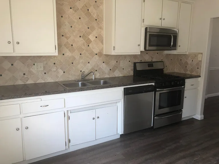 4700 Planz Rd #D — Photo 3