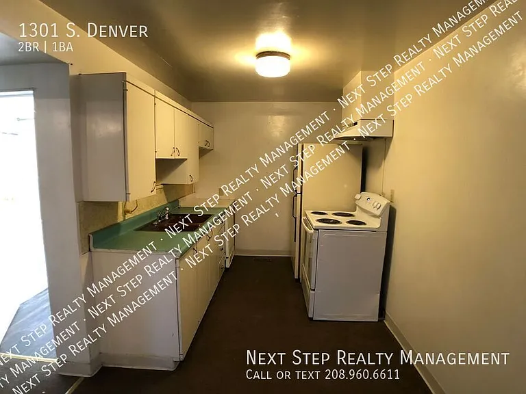 1301 S Denver Ave — Photo 4
