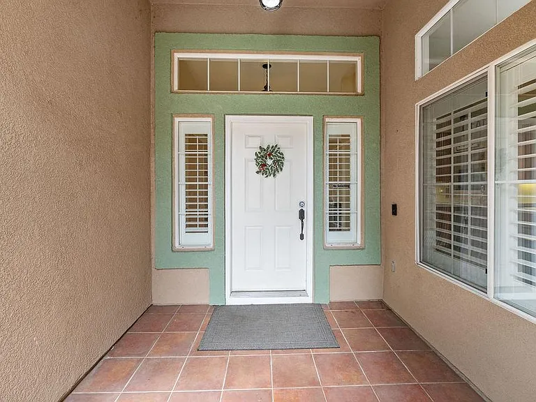 39510 Saint Honore Dr — Photo 12