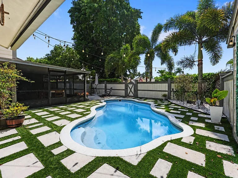13400 Bedford Mews Ct — Photo 38