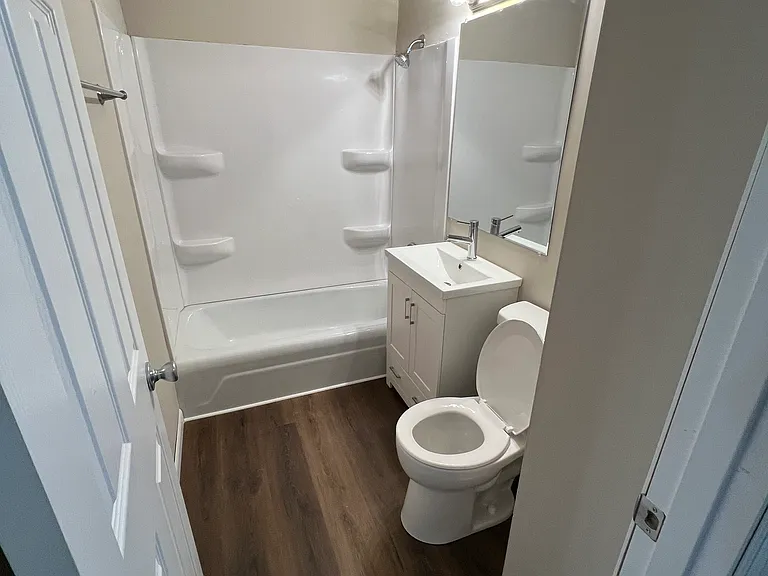 910 N River Dr #209 — Photo 9