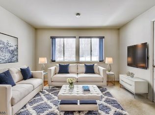46 Cheswich Ct, Bedminster, NJ 07921