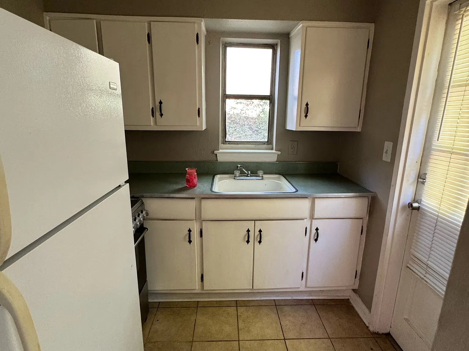 3301 Navajo Dr — Photo 3