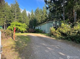 200 NE Tee Lake Pines Rd, Tahuya, WA 98588