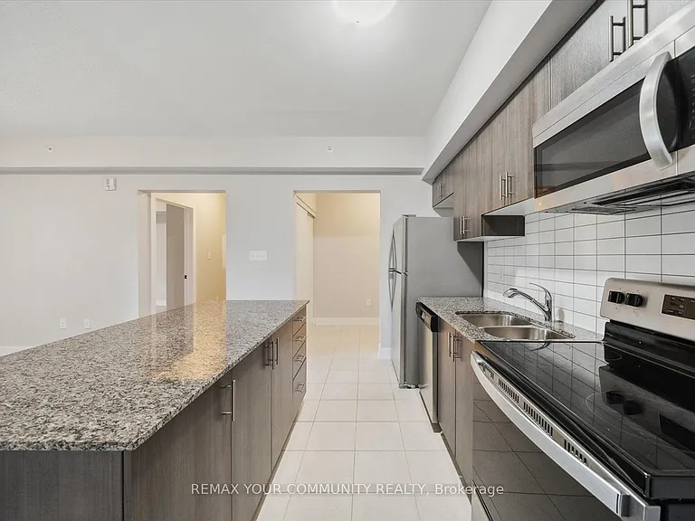 5 Chef Ln #204 — Photo 9