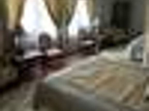 5th image of 2817 E Broadway
