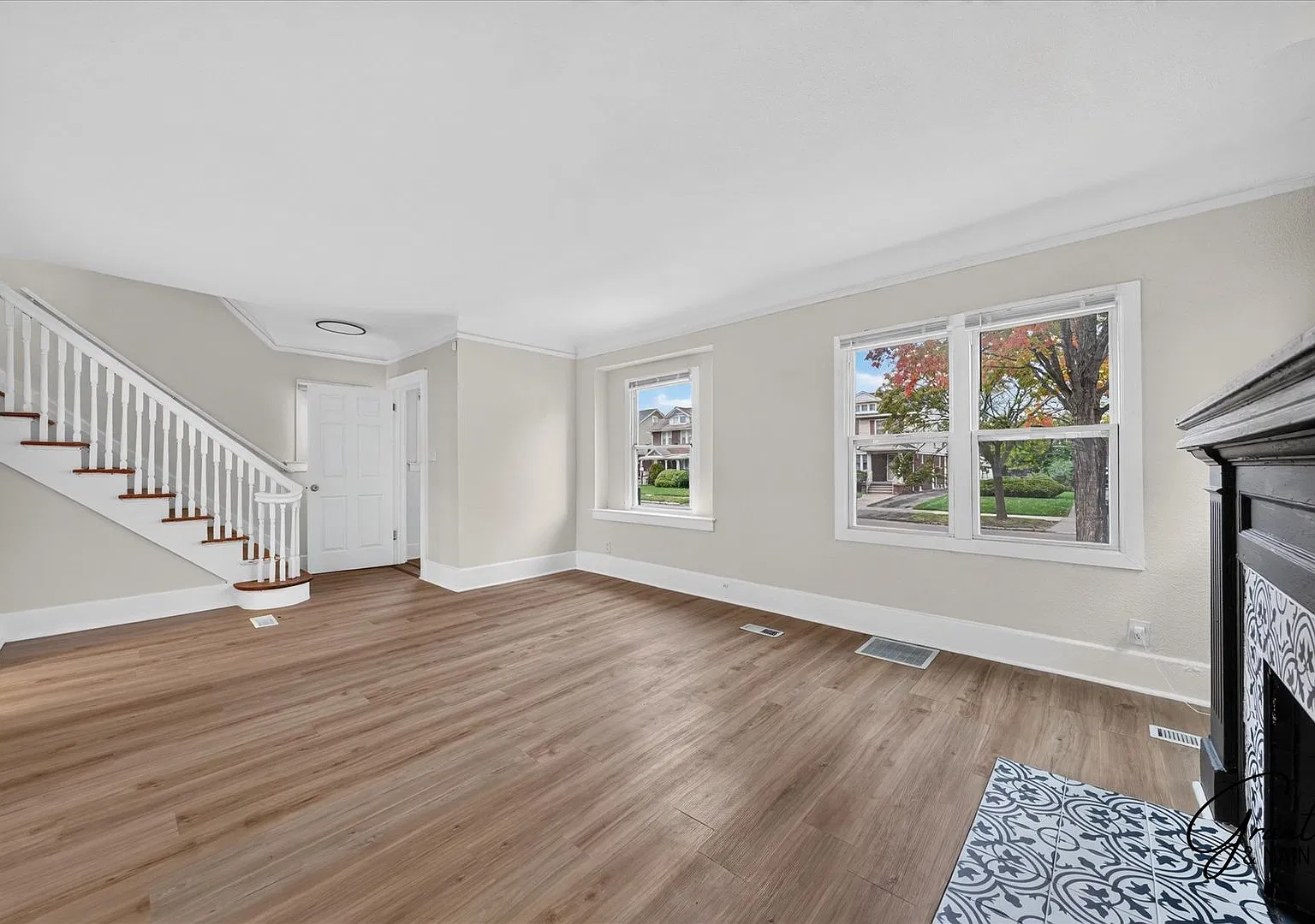 $1850 4 bedrooms — Photo 4