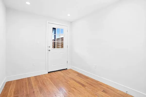 Rented by Douglas Elliman | media 16