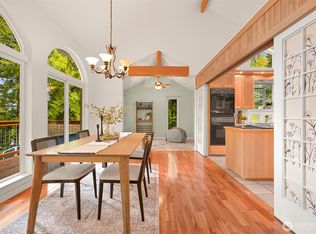 66 Grand View Ln, Bellingham, WA 98229