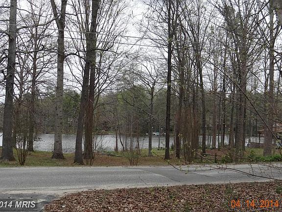 2nd image of 371 Lake Caroline Dr