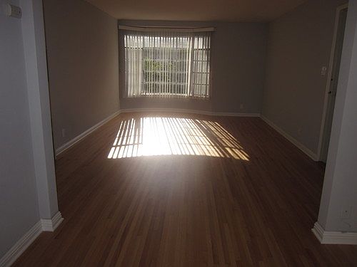4th image of 3617 E Ocean Blvd APT 7