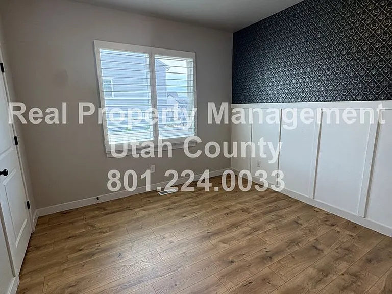 271 E Echo Ledge Dr — Photo 9