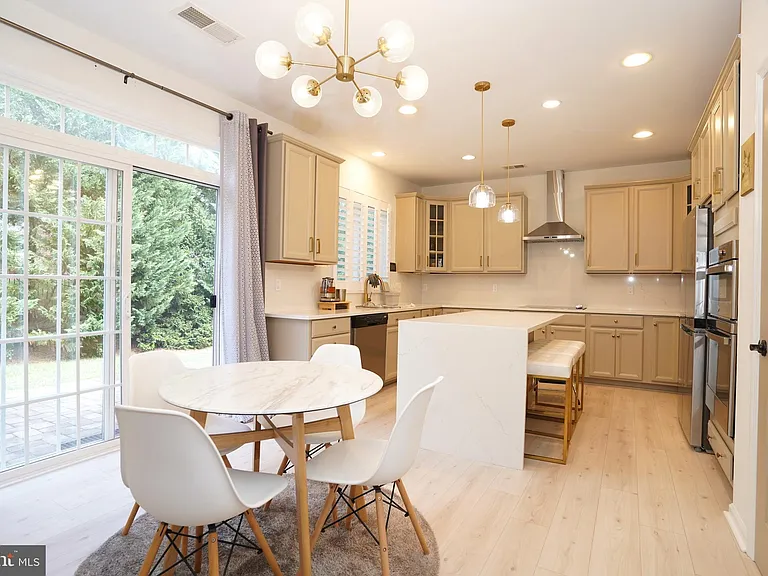 20779 Crescent Pointe Pl — Photo 13