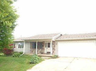 1475 S Ainger Rd, Charlotte, MI 48813