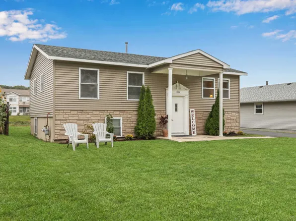1022 Villa Vista Dr, Round Lake Beach, IL 60073