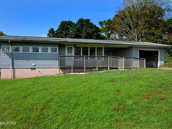 2nd image of 7627 Blueberry Rd