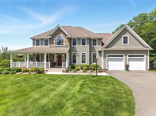 21 Waterford Dr, Belchertown, MA 01007