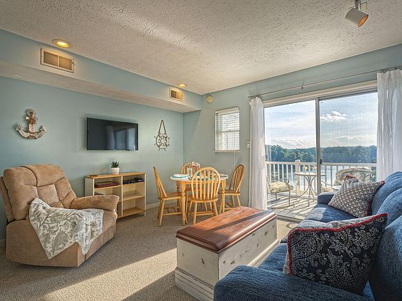 2nd image of 1089 Bluewater Dr