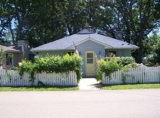 92458 Gravel Lake Dr, Lawton, MI 49065