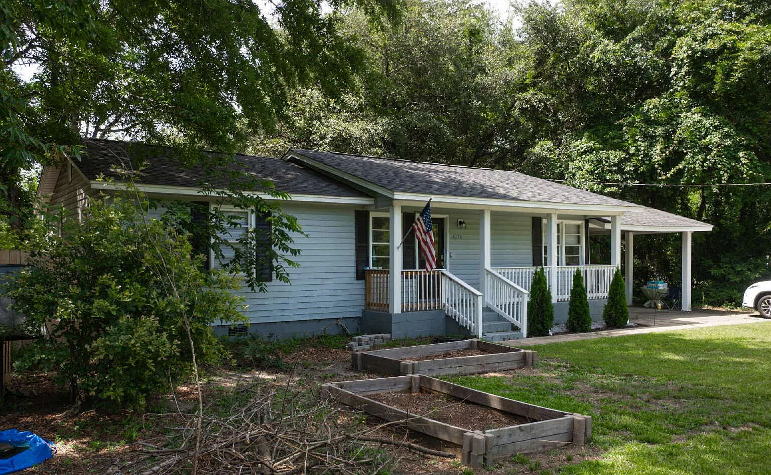 3 bed, 2.0 bath, 1566 sqft, $1,650 — Photo 3