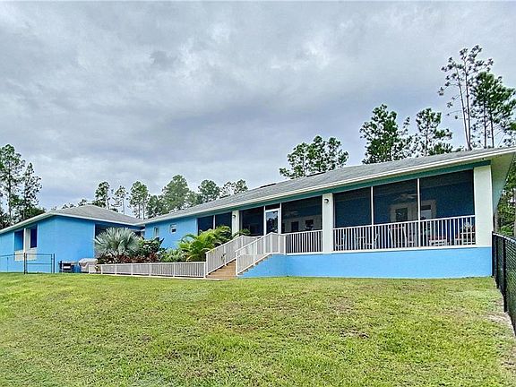 3rd image of 6813 Peyton Dr