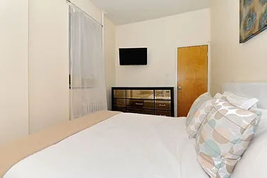 Rented by Eisenberg Exclusives