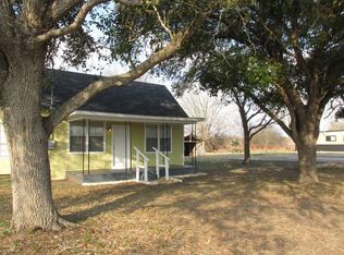 2501 S Washington St, Skidmore, TX 78102