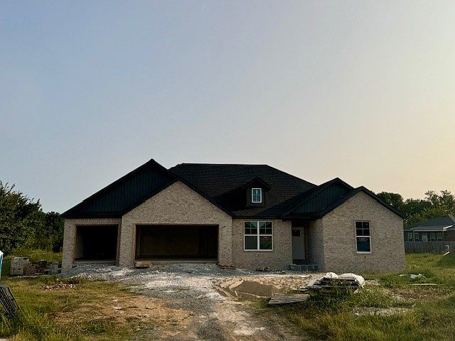 1st image of 104 Duffy Ct