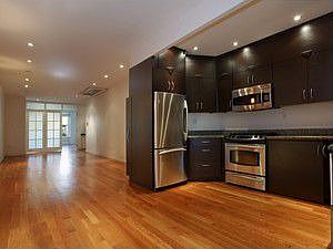1st image of 170 E 90th Street 4w #4W