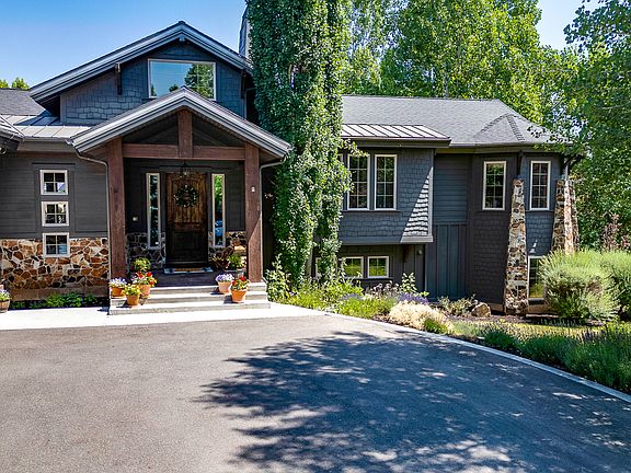 2nd image of 611 Dutch Country Ct