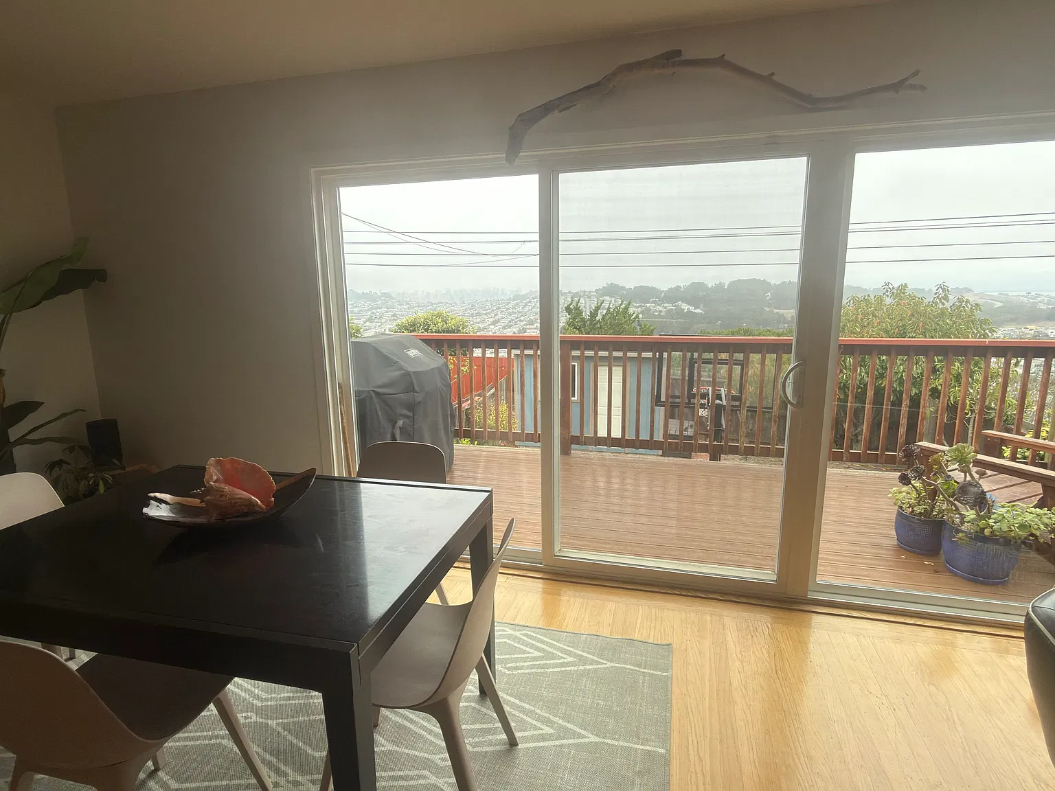 3 bed, 1800 sqft, $5,495 — Photo 4