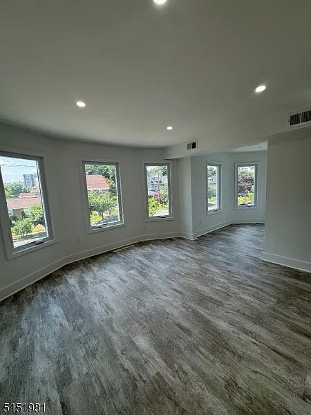3 bed, 2.0 bath, $3,650 — Photo 2