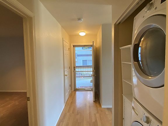 3rd image of 20090 Larkspur Ln APT 40