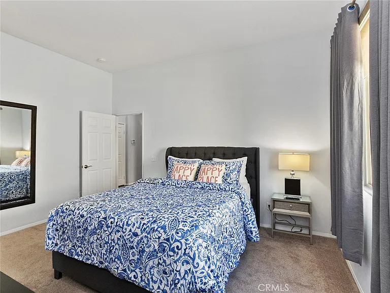 48957 Heifitz Dr — Photo 17