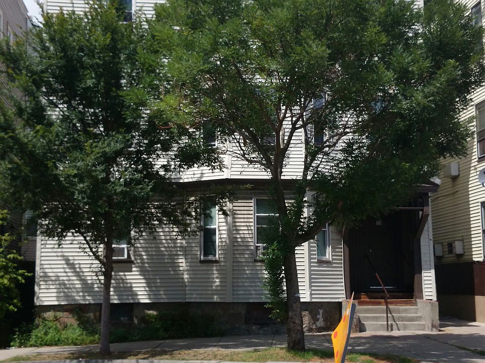 2nd image of 73 Heath St