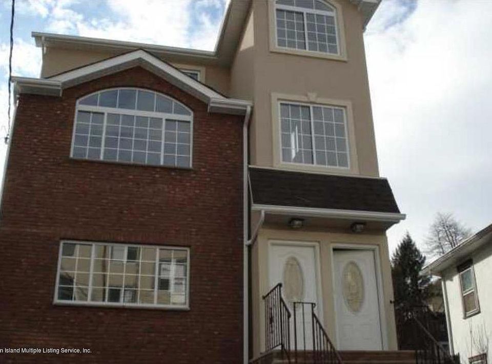 1st image of 38 Avon Pl #2