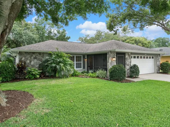 3609 Fairway Forest Dr, Palm Harbor, FL 34685